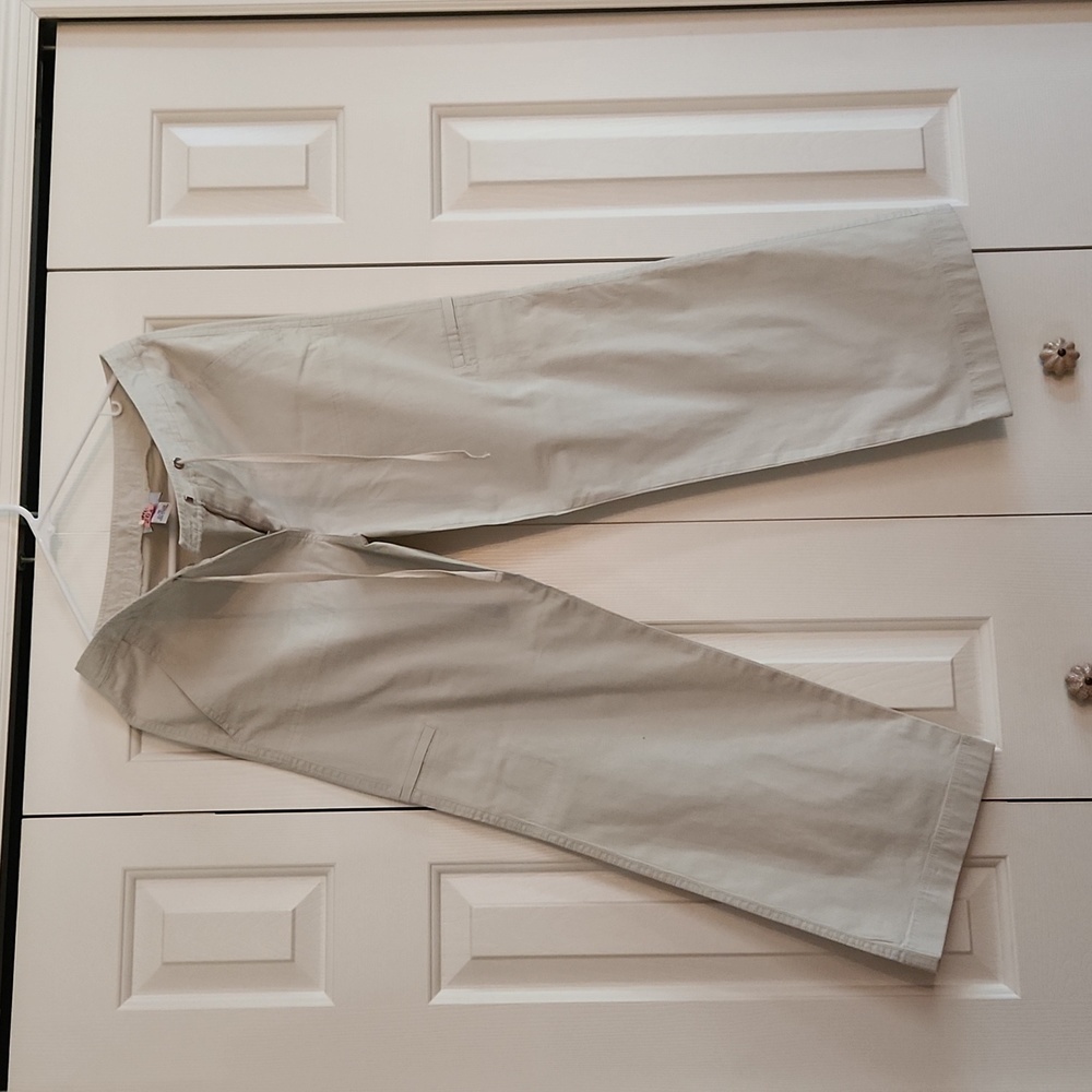 Ann Taylor Loft,  Women's Kakai pants, Size 6 Petite,  Excellent condition